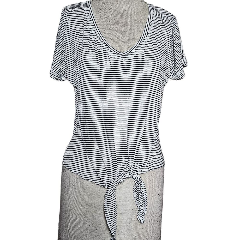 Stripped Tie Front Tee Size Small